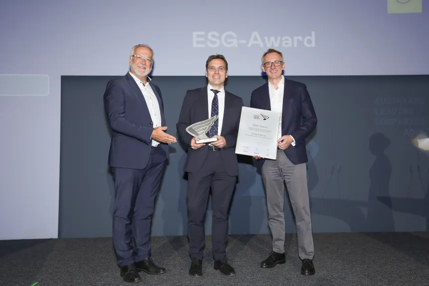 Alpla nimmt den ESG-Award entgegen