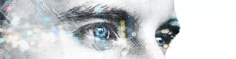 Nahaufnahme eines Gesichts mit Fokus auf das Auge, digital überlagert mit abstrakten Daten- und Netzwerkelementen